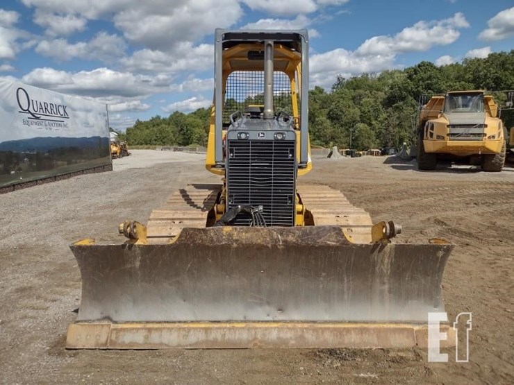2004-deere-650h-image-2