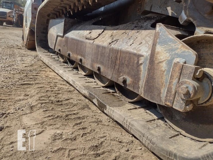 2013-takeuchi-tl12-image-25