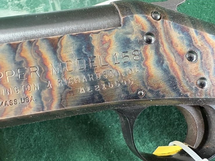 h&r-topper-mdl.158-12ga-shotgun-image-12