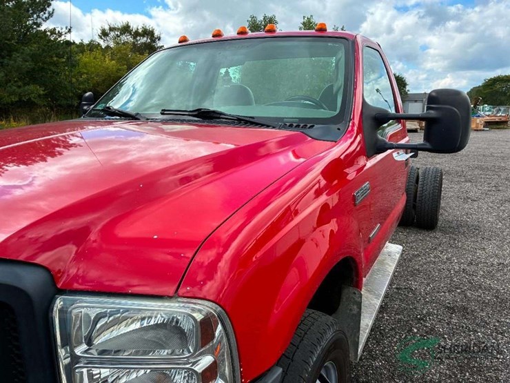 2006-ford-f350-image-4