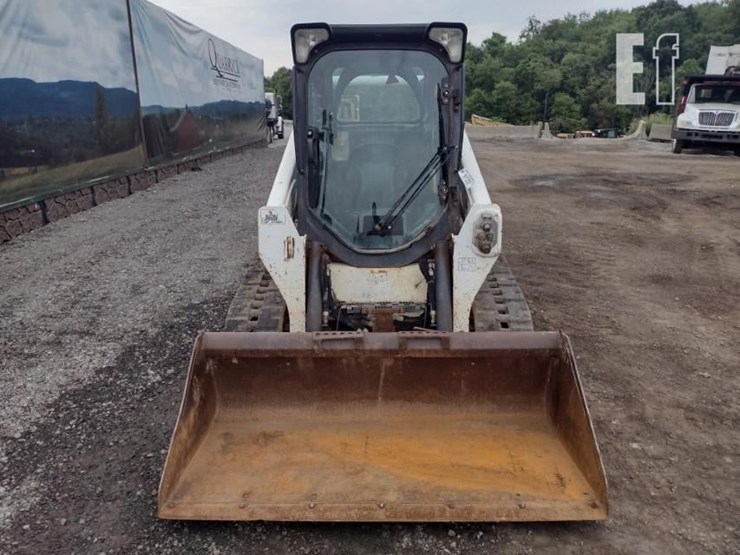 2020-bobcat-t595-image-2