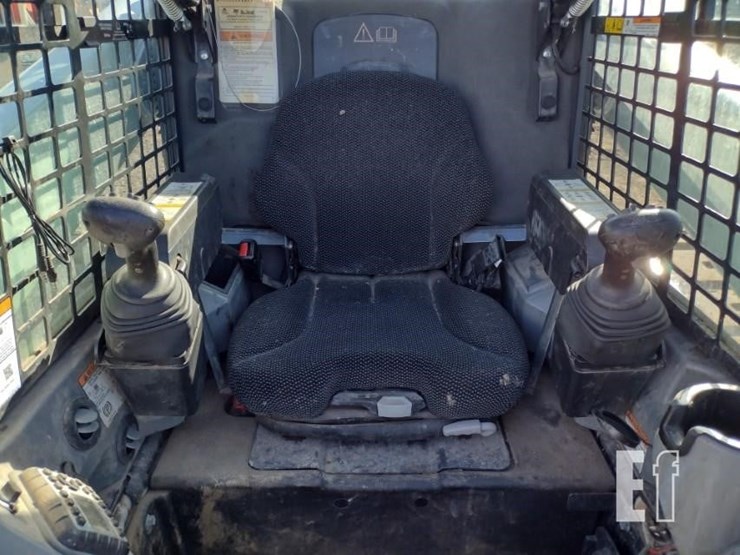 2022-bobcat-t870-image-13