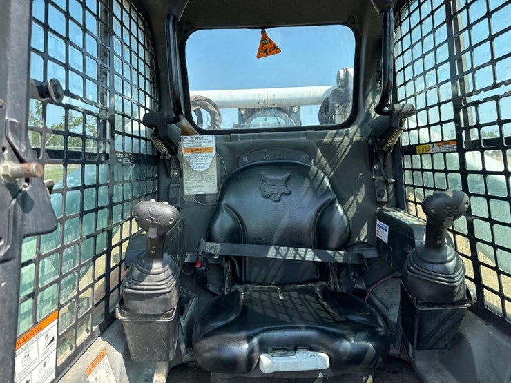 2016-bobcat-s770-image-19