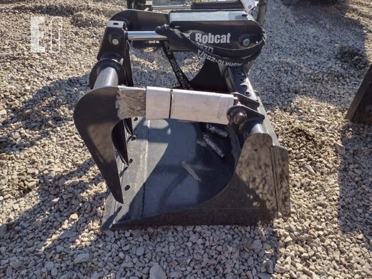23-bobcat-36-inch-grapple-bucket-image-1