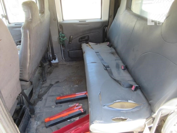 2014-international-durastar-4300-image-12