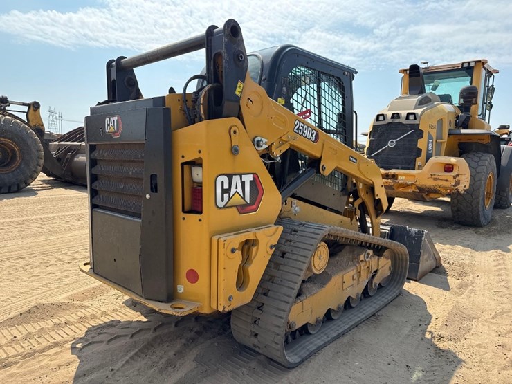 2023-caterpillar-259d3-image-5