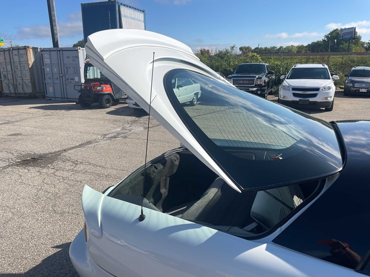 #6877-•-2000-chevy-camaro-z28-(has-wi-title)-(neenah,-wi)-image-54