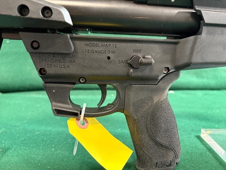 smith-&-wesson-m&p-12-pump-shotgun-image-11