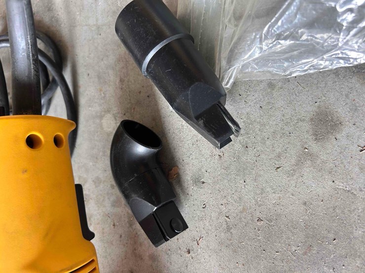dewalt-wood/steel-planer-image-3