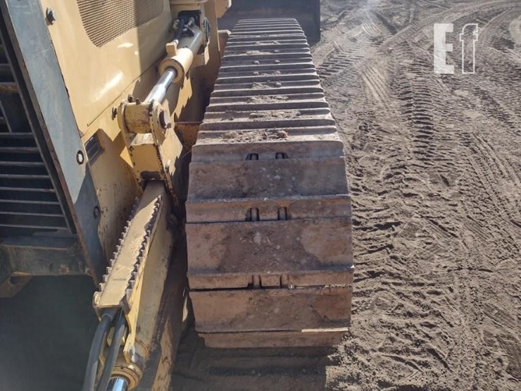 2004-deere-550h-lt-image-27