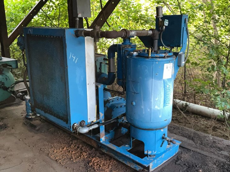 #141-•-quincy-air-compressor-image-4