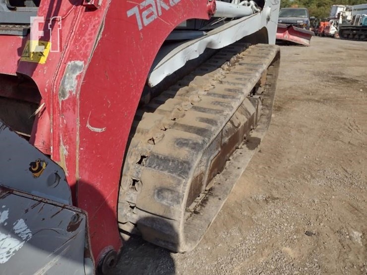 2013-takeuchi-tl12-image-28