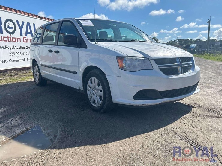 2015-dodge-grand-caravan-image-2