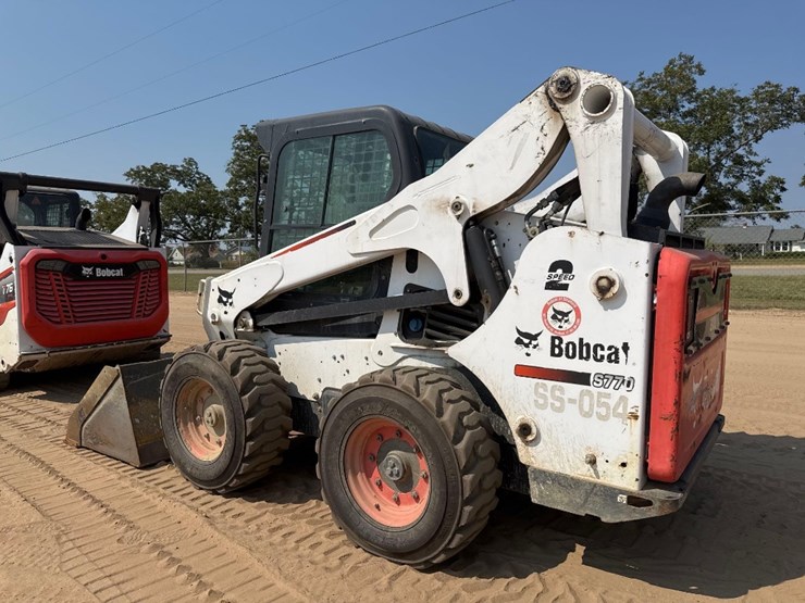 2016-bobcat-s770-image-8