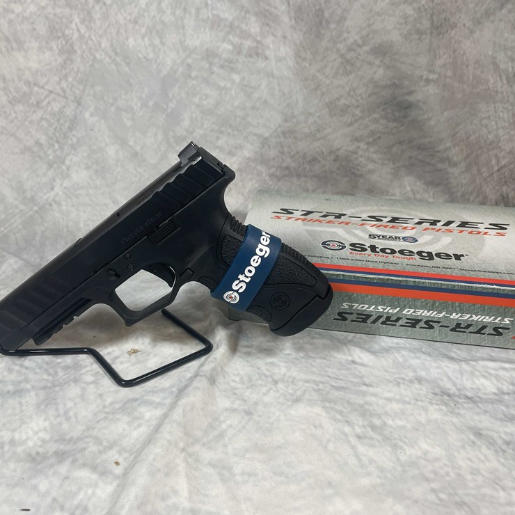#4809 • Stoeger STR-9F 9mm Luger Pistol, SN: T6429-24Z01747