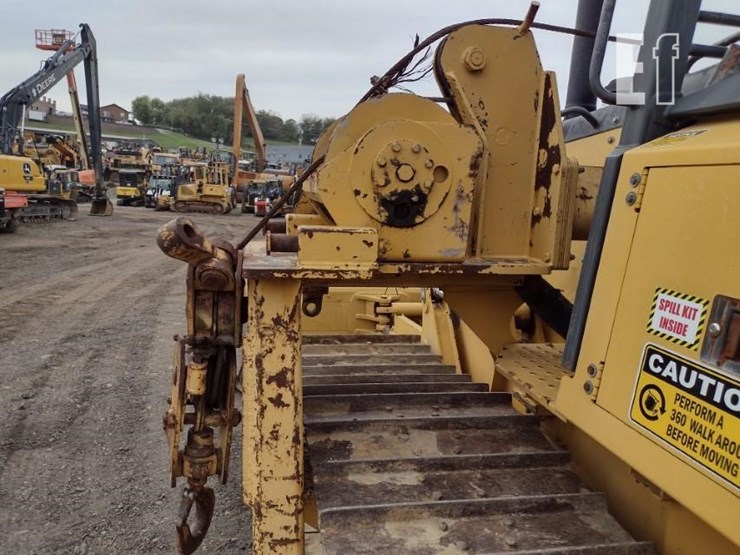 2007-deere-700j-lgp-image-44