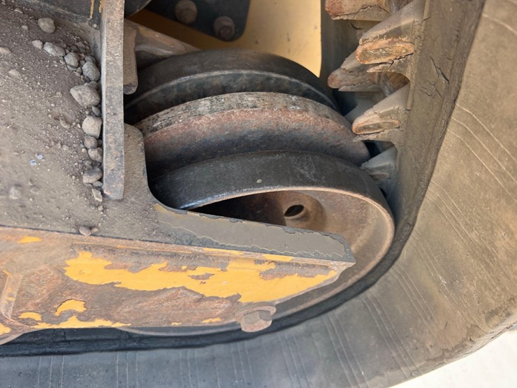 2019-caterpillar-289d3-image-23