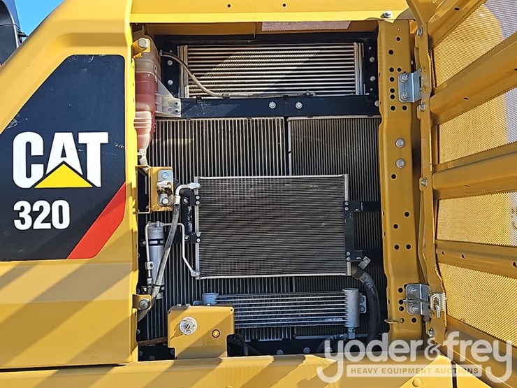 2019-caterpillar-320-image-27
