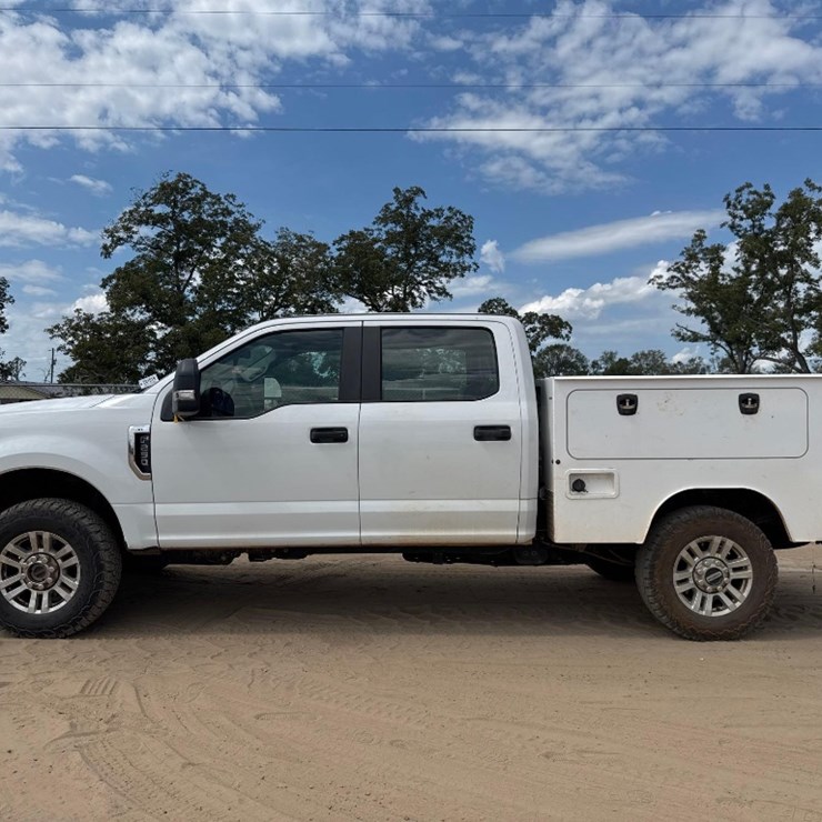 2019 FORD F250 XL