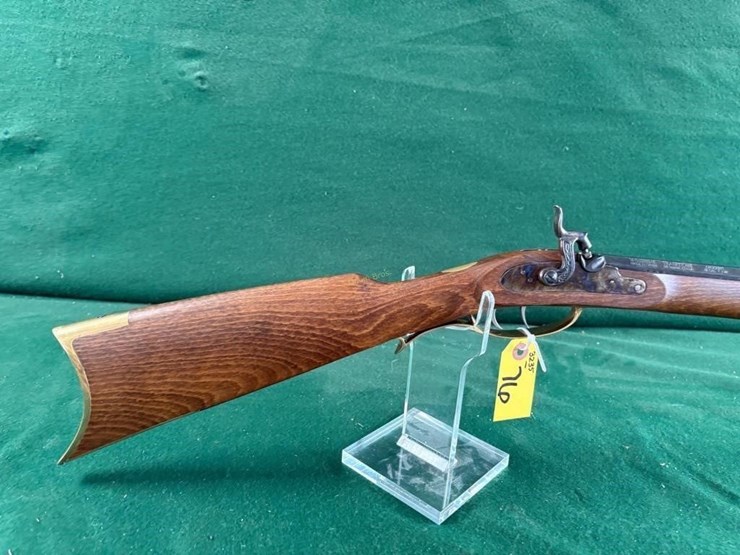traditions-crocket-32cal-black-powder-rifle-image-2