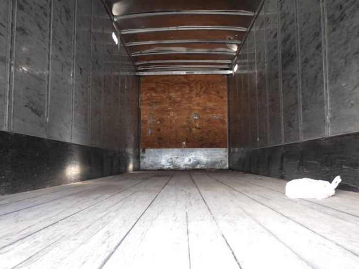 2012-stoughton-van-image-11