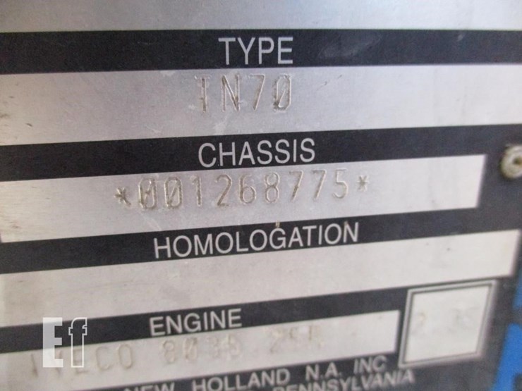 2005-new-holland-tn70-image-19