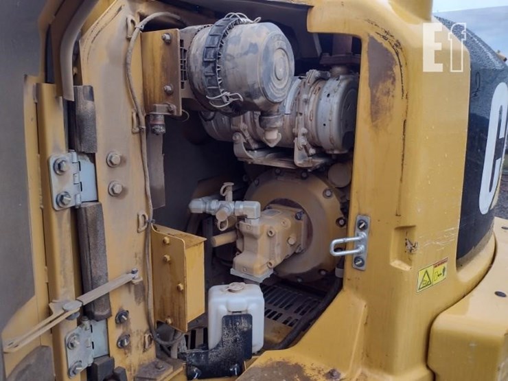 2017-caterpillar-308e2-cr-image-52