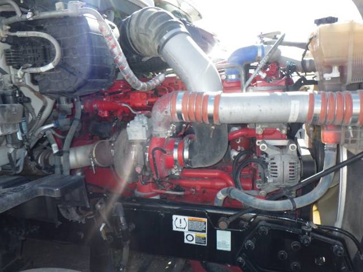2018-kenworth-t680-image-17