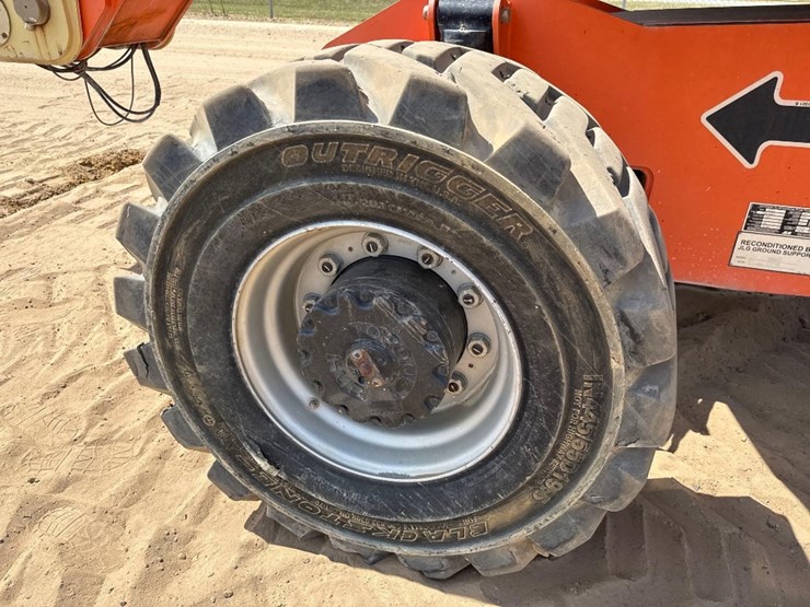 2007-jlg-800aj-image-10