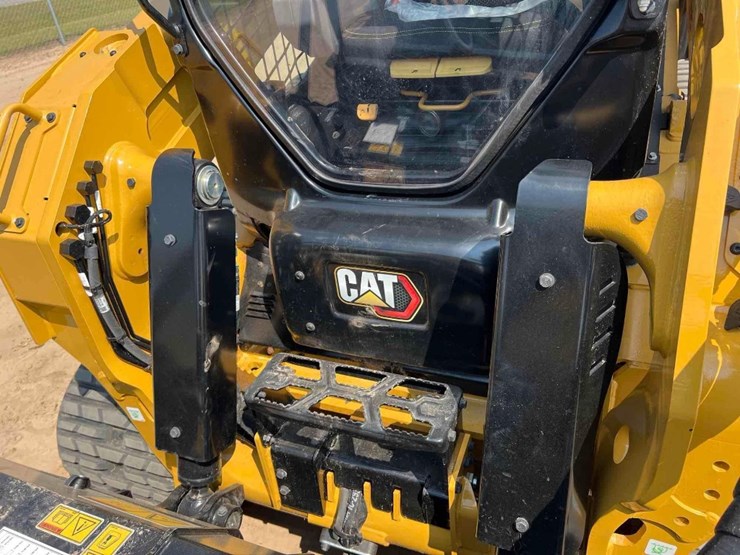 2025-caterpillar-275-skid-steer-image-22
