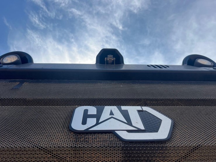 2022-caterpillar-980-image-16