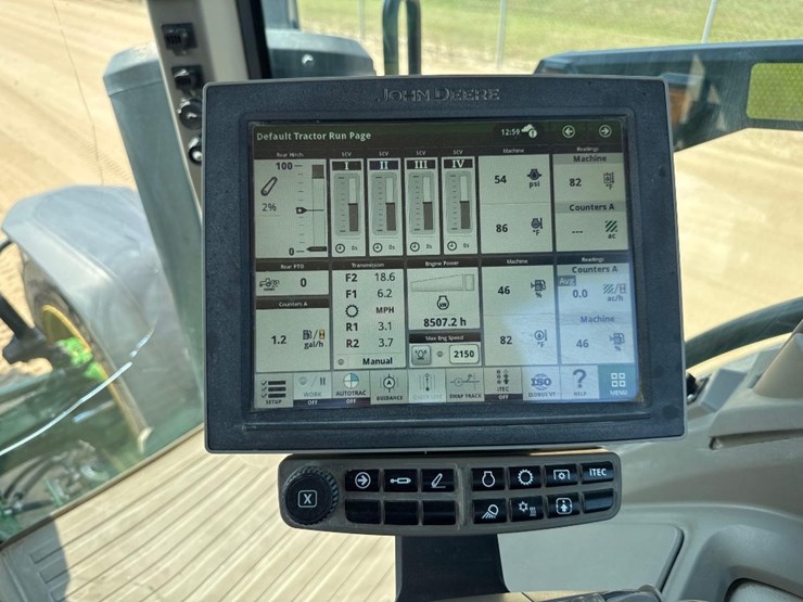 john-deere-8r-310-image-26