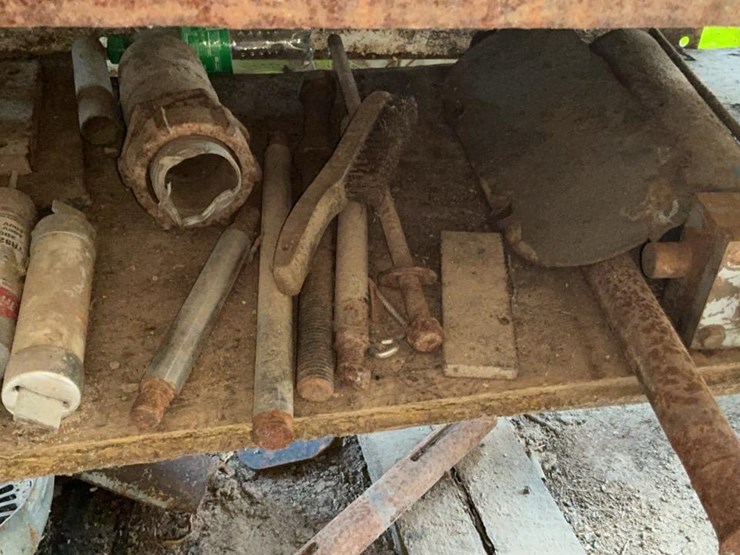 #148-•-steel-workbench-and-contents-image-20