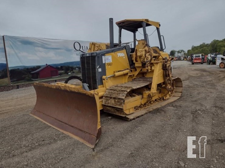 2007-deere-700j-lgp-image-47