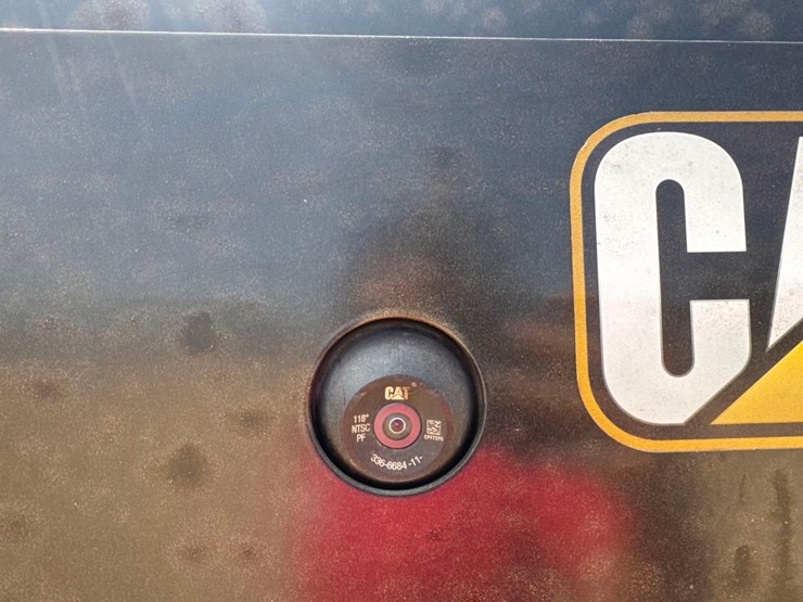 2023-caterpillar-259d3-image-16