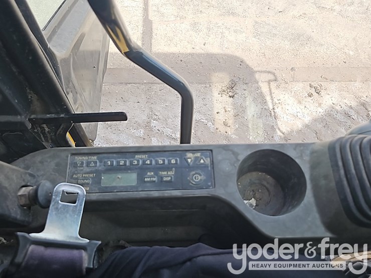 2016-komatsu-pc360-lc-11-image-40