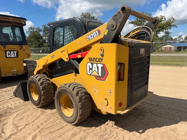 2019-caterpillar-262d3-image-2
