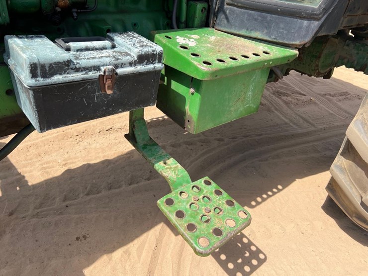 john-deere-2750-image-12