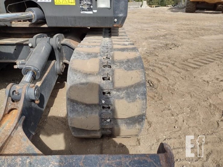 2018-bobcat-e85-image-34