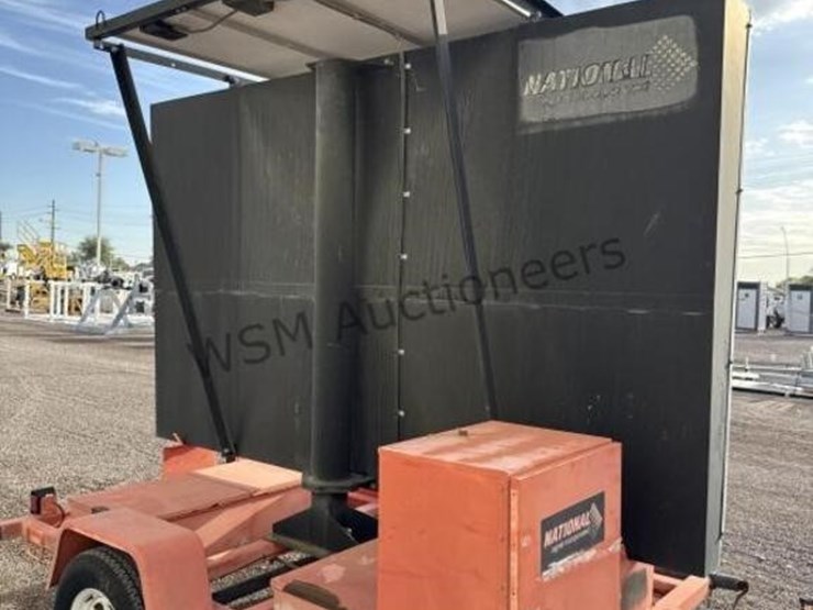 2007-national-signal-345-pcms-towable-message-boar-image-5