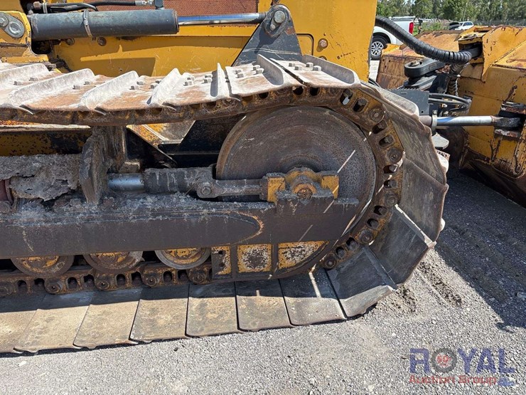 2013-john-deere-650k-crawler-tractor-dozer-image-8