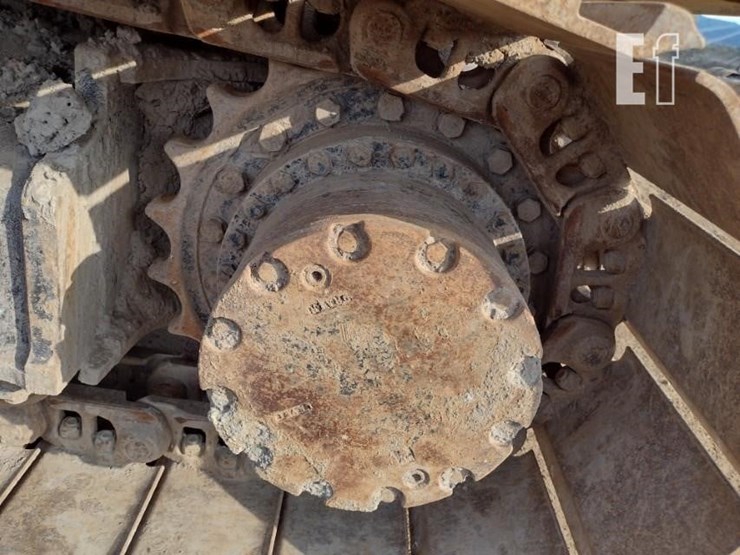 john-deere-210-image-32