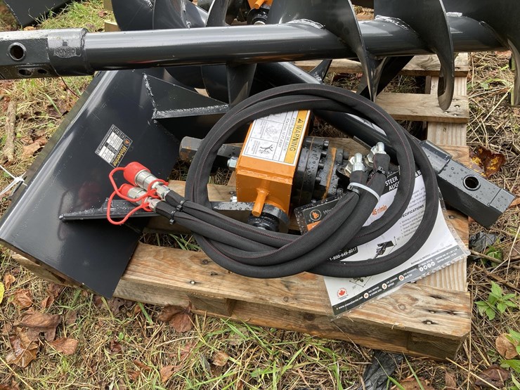 wolverine-mad-12-12d-mini-skid-auger-image-1