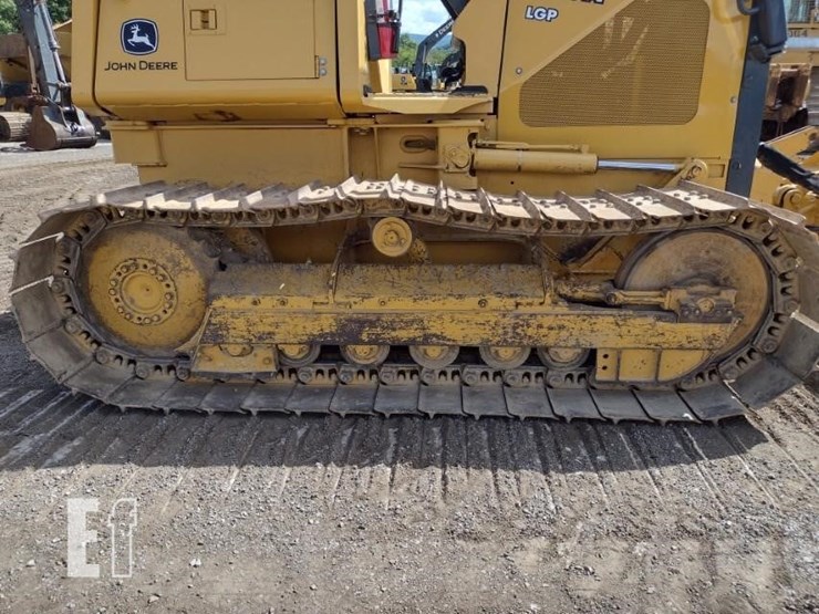 2004-deere-650h-image-28