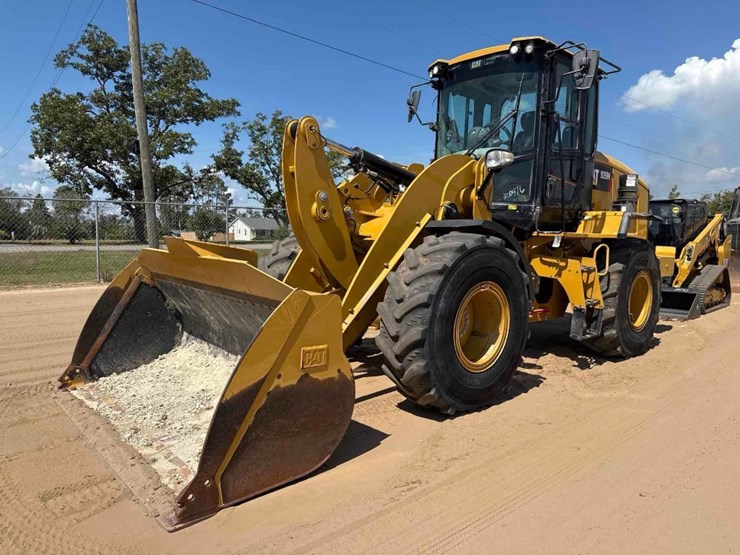 2019-caterpillar-926m-image-2