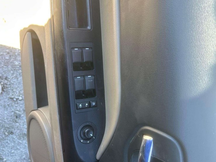 2014-jeep-patriot-image-15