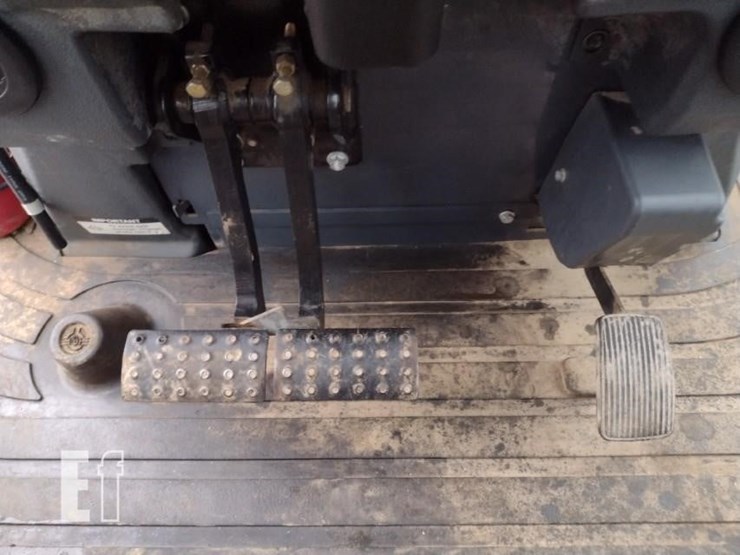 2015-deere-310k-image-7