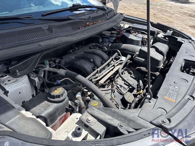2018-ford-explorer-image-8