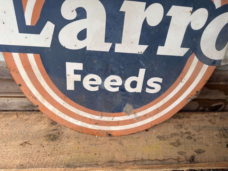 larro-feeds-image-3