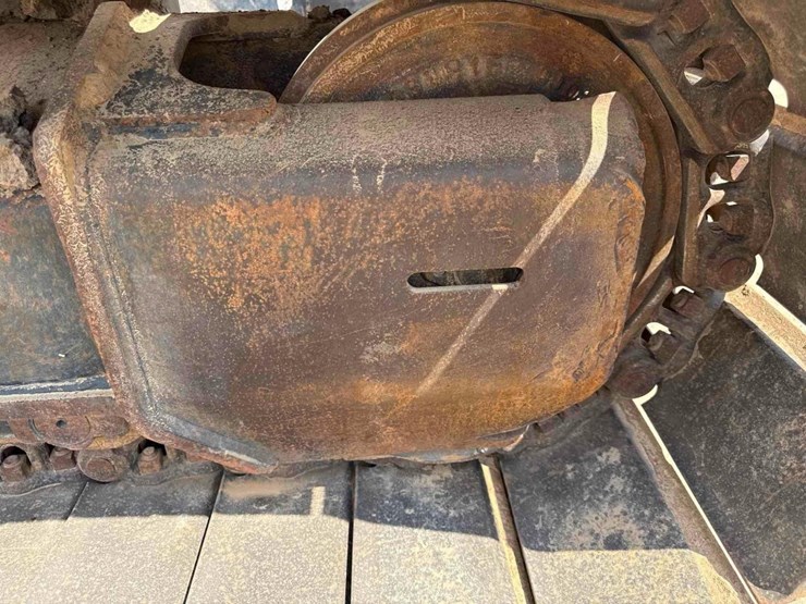2015-deere-250g-lc-image-15